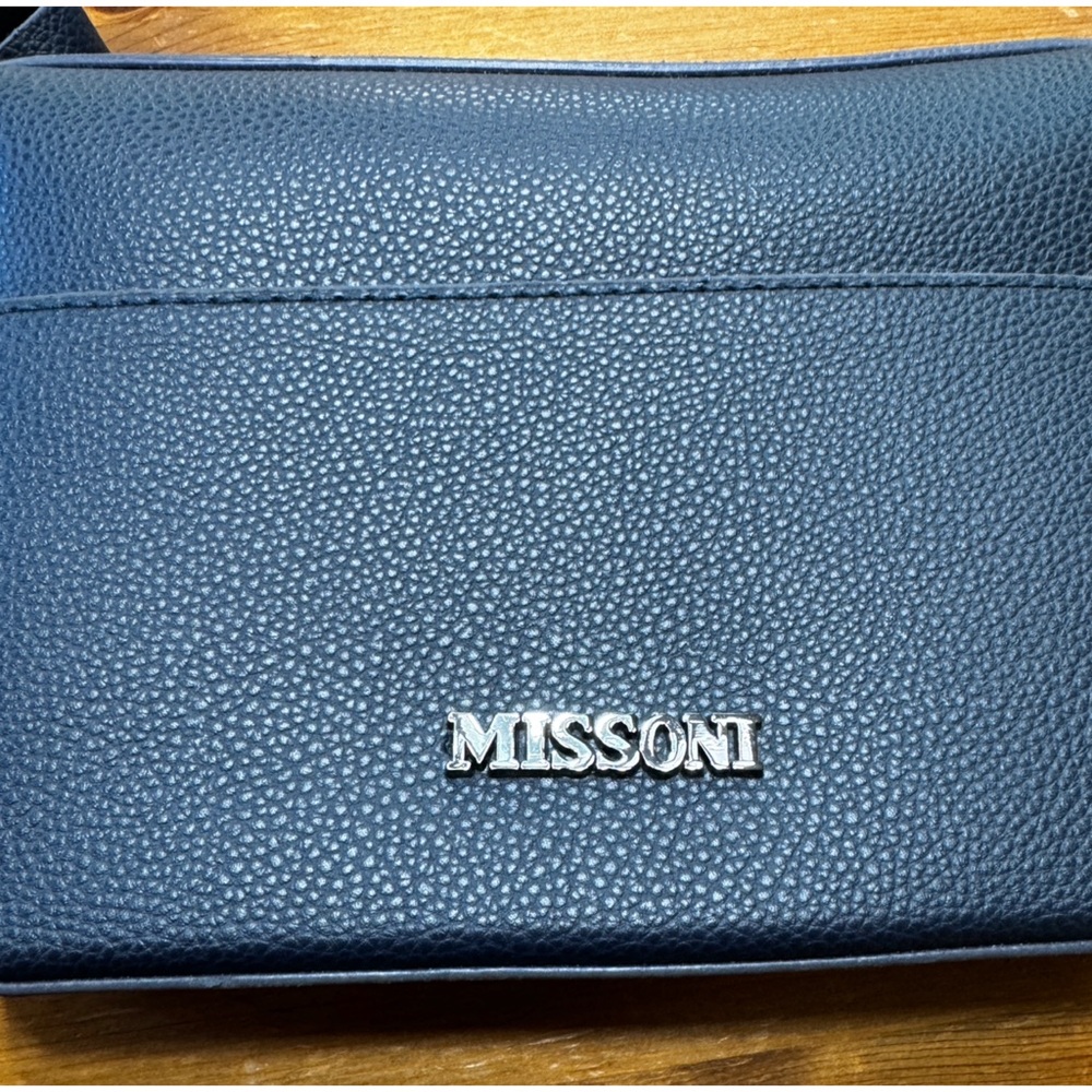 Missoni Clutch Accessory Travel Bag - Picture 4 of 9